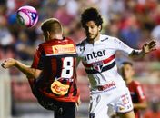 Dorival assume culpa por derrota e garante ter apoio da diretoria