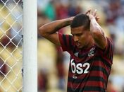 Com garotos, Flamengo perde muitos gols e empata com Macaé