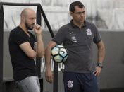 Scarpa, Tréllez, Juninho... dirigente do Corinthians detalha negociações