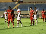 CRB segura empate contra o Vila Nova, mas segue no Z4 da Série B
