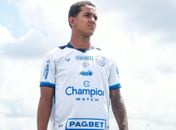 Quatro atletas do Sub-20 assinam contratos profissionais no CSA