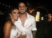 Alexandre Pato e Rebeca Abravanel se casam em cerimônia fechada