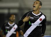 CSA anuncia a contratação do volante Nilton, ex Vasco e Corinthians