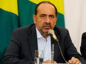"Pensar em futebol agora é coisa de débil mental", detona Alexandre Kalil