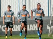 Jogadores que não iniciaram o Dérbi fizeram trabalho em campo nesta quinta