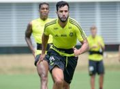 Venda de Dourado pelo Flamengo não tem relação com indenização por tragédia no Ninho
