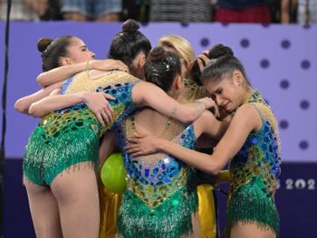 Seleção brasileira de conjunto após a segunda apresentação