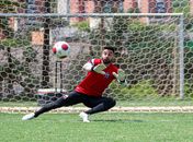 Após semanas de negociações, CRB confirma a contratação do goleiro Matheus Albino