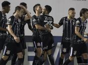 Corinthians está na liderança do Brasileiro com seis pontos na frente do Palmeiras e Santos (Foto: Daniel Augusto Jr/Corinthians)