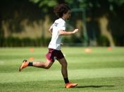 Valdívia volta a treinar, e Aguirre indica time contra o América-MG