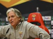 Jorge Jesus após eliminação: "É pancada atrás de pancada"