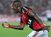 Jornais de Madri rasgam elogios para atuação de Vinicius Jr: 'craque'