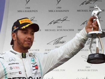 Hamilton busca seu sexto título mundial de Fórmula 1