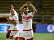 Danielzinho marca golaço de falta e CRB vence o Volta Redonda 