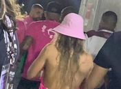 Gabigol e Bruna Griphao deixam a Sapucaí juntos