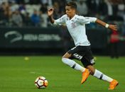 Pedrinho tem contrato com o Corinthians até o fim de 2020 (Foto: Jales Valquer/Fotoarena/Estadão Conteúdo)