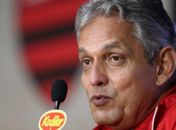 Com ruído de Rueda e agente, Flamengo fica sem opção e chegou a fazer consulta por Simeone