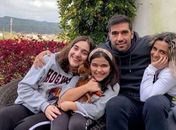 Abel Ferreira passa férias em Portugal ao lado da família
