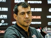 Corinthians deve se reunir com agente de Carille nesta quinta-feira