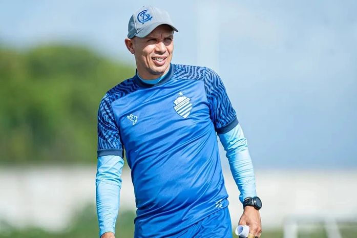 Higo Magalhães está de volta ao CSA