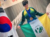 Atleta do taekwondo conquista duas medalhas em competição na Coreia do Sul

