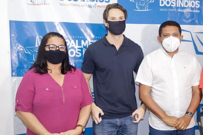 Júlio Cezar recebe  visita de deputado federal  que viabiliza R$ 600 mil em emendas para Educação do municipio

