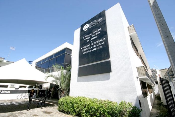 Juizado da Mulher funciona próximo à Praça Sinimbu, no Centro de Maceió