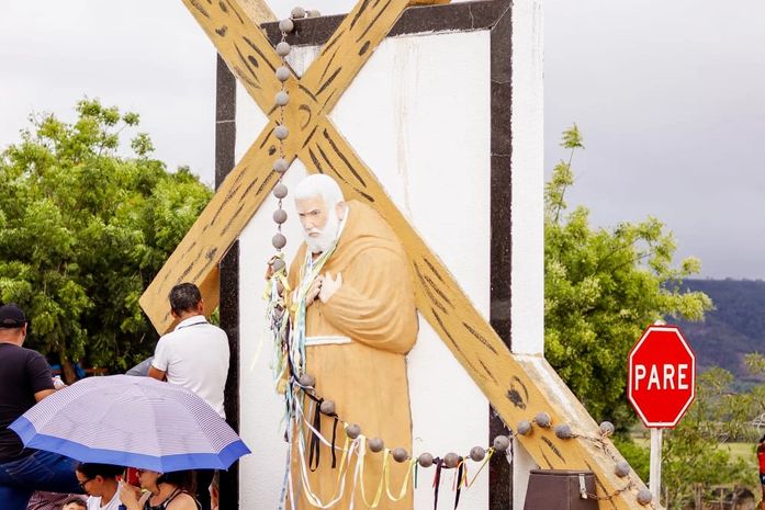 Fé e devoção levaram milhares de romeiros ao Distrito de Canafístula de Frei Damião