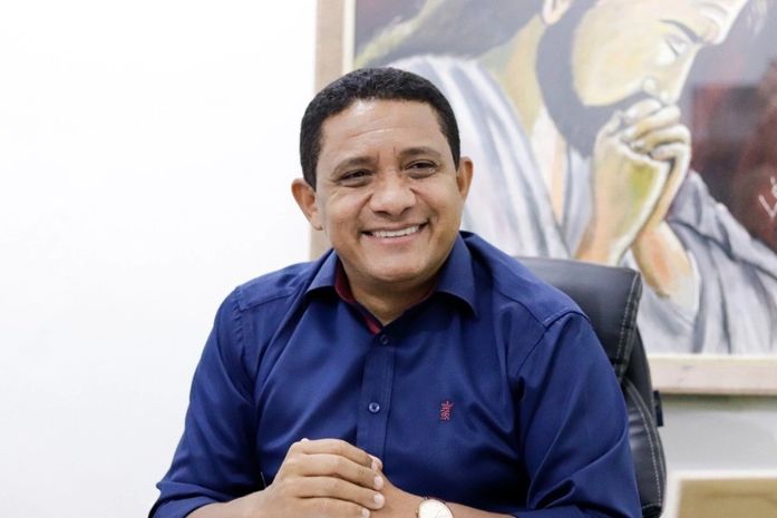 Júlio Cezar anuncia escola de tempo integral em toda a rede municipal de ensino