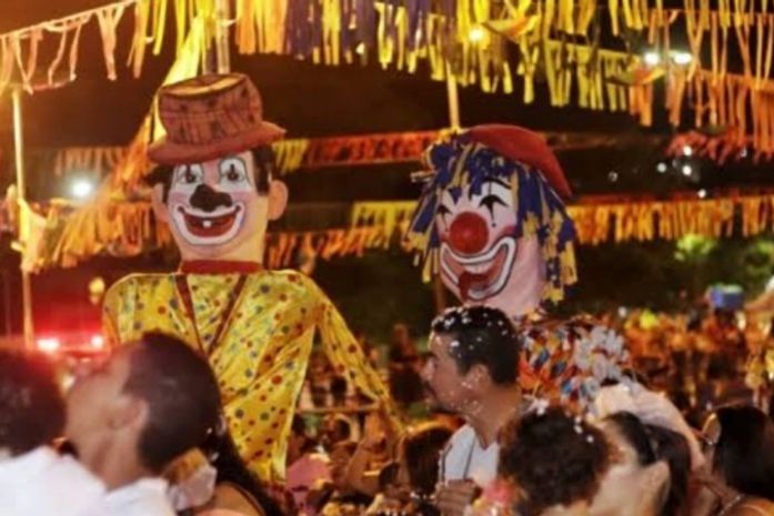 Prefeito Júlio Cezar cancela Carnaval por causa da pandemia
