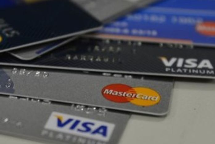 Banco não vai responder por transações feitas com cartão e senha de correntista