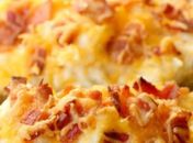 Saiba como fazer essa incrível bata assada com bacon e requeijão