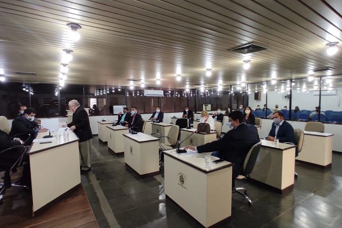 Câmara de Palmeira: Sem férias vereadores realizam sessão extraordinária e convocam secretários municipais