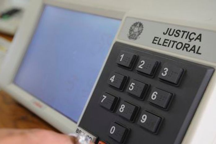 Aplicação da Lei da Ficha Limpa antes da publicação já tem cinco votos no STF