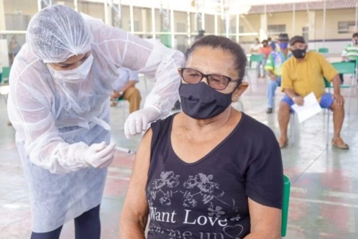 Imunização dos grupos prioritários são intensificados em Palmeira