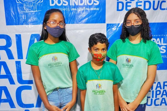 Alunos da rede municipal se destacam em concurso de poesia