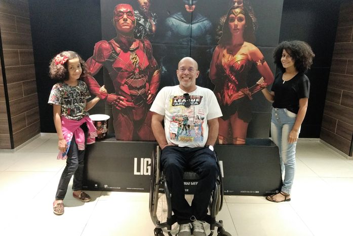 "LIGA DA JUSTIÇA" ESTREOU E É UM FILME FANTÁSTICO...