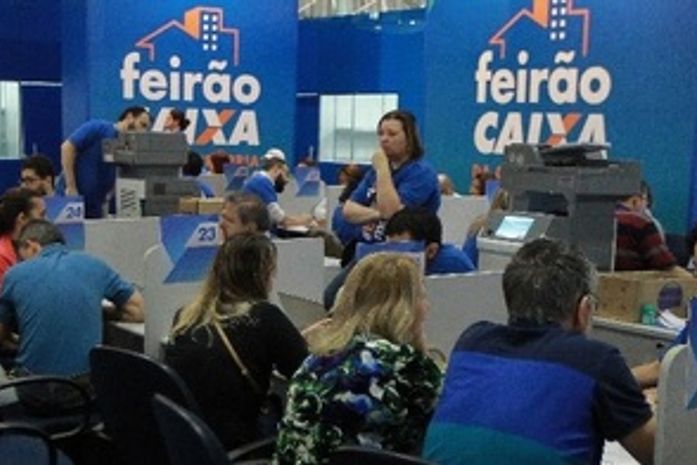 Caixa esgota recursos e endurece financiamento da casa própria