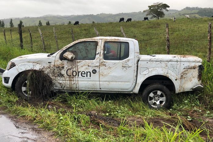 Presidente e Conselheiros do COREN - AL sofrem acidente de carro no interior de Alagoas