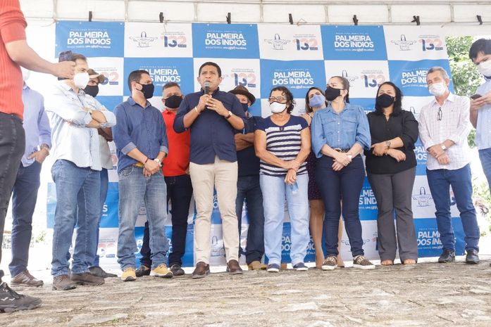 Palmeira 132 anos: Júlio Cézar entrega melhorias em escola na comunidade Olho D'Água do Bonifácio