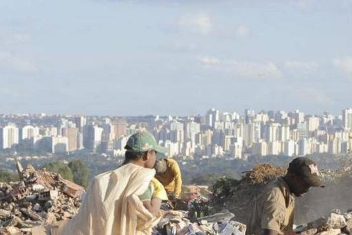 Segundo maior lixão do mundo é fechado em Brasília