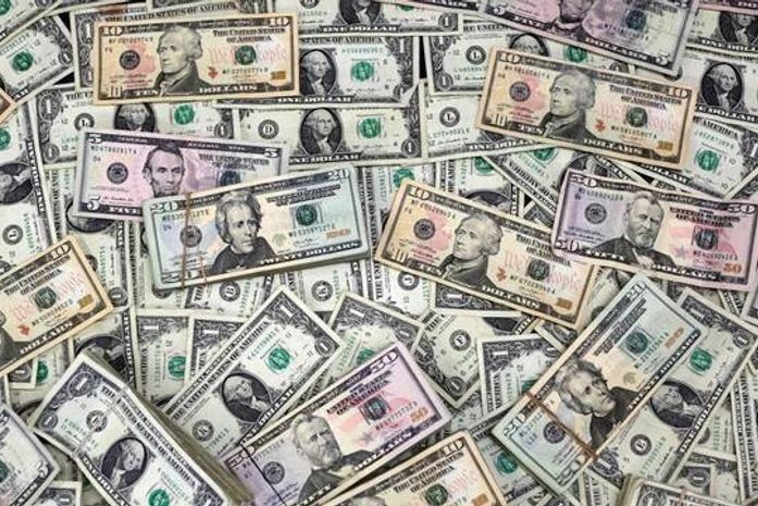Com dólar alto, brasileiros procuram mais por viagens nacionais