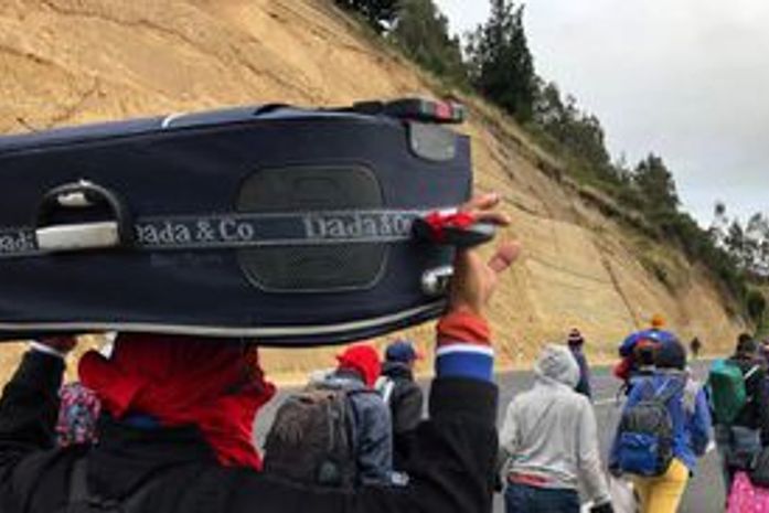 Venezuelanos morrem de frio ao tentar cruzar cordilheira na Colômbia