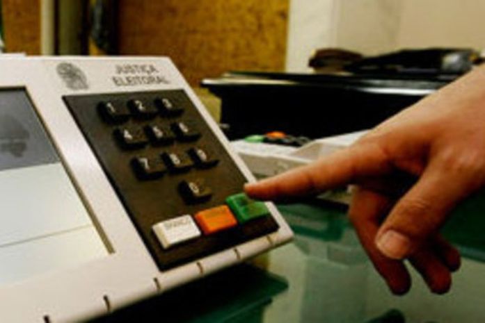 TSE aprova resolução que estabelece registro impresso em urnas de 2018