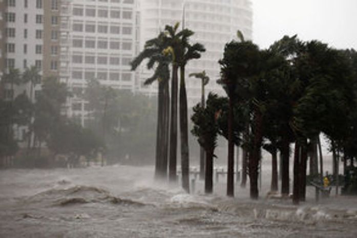 Furacão Irma devasta Miami e deixa 1,7 milhão sem energia na Flórida