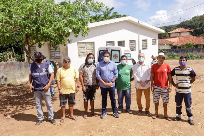 Mata da Cafurna recebe ambulância do prefeito Júlio Cezar