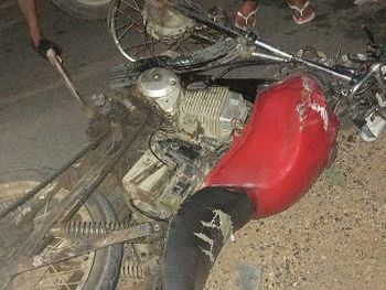 Motociclista fica ferido após colidir com carro em povoado de Major Izidoro