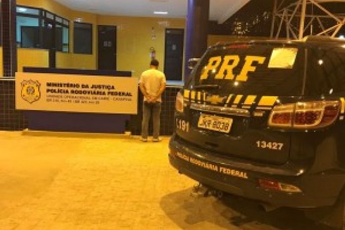 PRF prende homem por receptação e recupera dois veículos roubados nas BRs de Alagoas