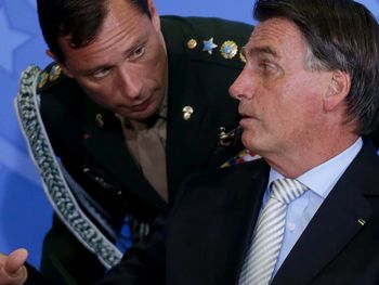 Cid relata que Bolsonaro pediu alteração em decreto golpista, diz jornal