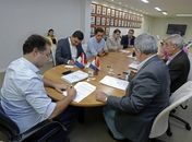 Governador assina ordem de serviço para construir Feira de Gado de Dois Riachos